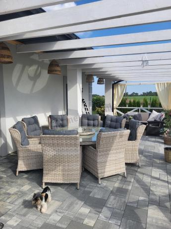 Zestaw obiadowy na taras technorattan Laritto 8+1 okrągły stół - Creme