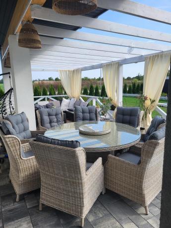 Zestaw obiadowy na taras technorattan Laritto 8+1 okrągły stół - Creme