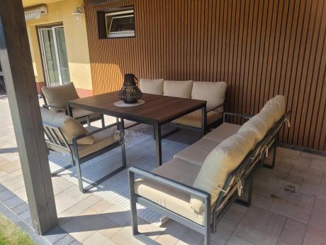 Zestaw obiadowy na taras z dwiema sofami Panaon Grande Prime WB