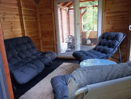 Zestaw ogrodowy Aurea 4-os. na balkon i taras – sofa, 2 fotele, stolik, poduszki 10 cm, antracyt