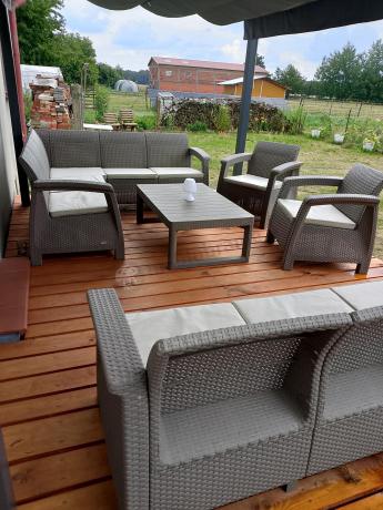 Zestaw ogrodowy dla 10 osób z narożnikiem, stołem podnoszonym i trzema fotelami Relly VII Cappuccino