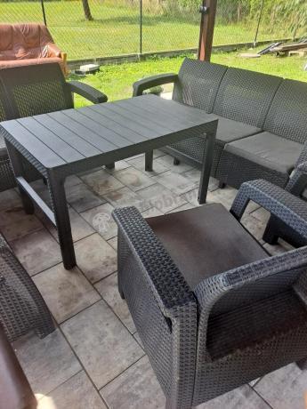 Zestaw ogrodowy dla 10 osób z narożnikiem, stołem podnoszonym i trzema fotelami Relly VII grafitowy