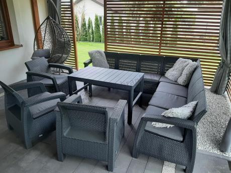 Zestaw ogrodowy dla 10 osób z narożnikiem, stołem podnoszonym i trzema fotelami Relly VII grafitowy