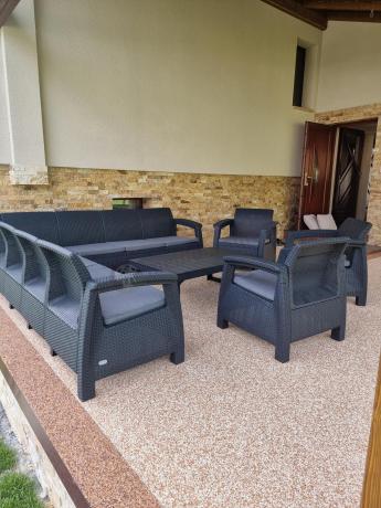 Zestaw ogrodowy dla 10 osób z narożnikiem, stołem podnoszonym i trzema fotelami Relly VII grafitowy