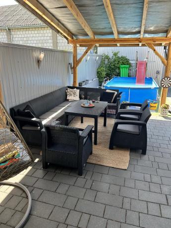 Zestaw ogrodowy dla 10 osób z narożnikiem, stołem podnoszonym i trzema fotelami Relly VII grafitowy