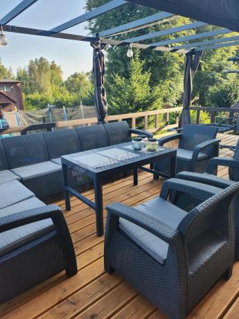 Zestaw ogrodowy dla 10 osób z narożnikiem, stołem podnoszonym i trzema fotelami Relly VII grafitowy