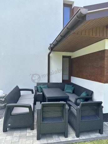 Zestaw ogrodowy dla 10 osób z narożnikiem, stołem podnoszonym i trzema fotelami Relly VII grafitowy