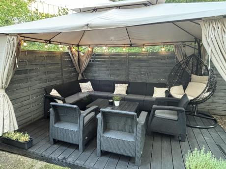 Zestaw ogrodowy dla 10 osób z narożnikiem, stołem podnoszonym i trzema fotelami Relly VII grafitowy