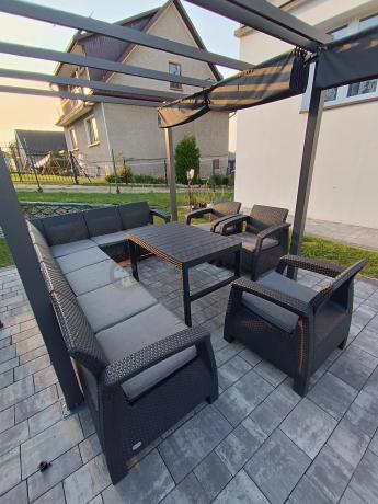 Zestaw ogrodowy dla 10 osób z narożnikiem, stołem podnoszonym i trzema fotelami Relly VII grafitowy