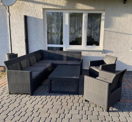 Zestaw ogrodowy dla 8 osób narożnik Nedler VI, stół podnoszony i dwa fotele - grafit