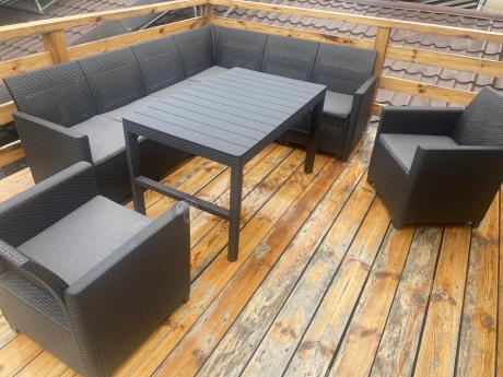 Zestaw ogrodowy dla 8 osób narożnik Nedler VI, stół podnoszony i dwa fotele - grafit