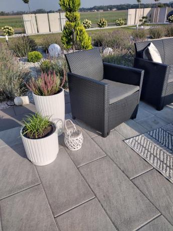 Zestaw ogrodowy dla 8 osób narożnik Nedler VI, stół podnoszony i dwa fotele - grafit