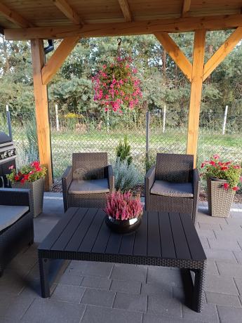 Zestaw ogrodowy dla 8 osób narożnik Nedler VI, stół podnoszony i dwa fotele - grafit