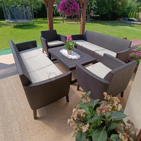 Zestaw ogrodowy na 8 osób z regulowanym stolikiem Meblobranie SFLM brązowy