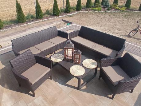 Zestaw ogrodowy na 8 osób z regulowanym stolikiem Meblobranie SFLM brązowy