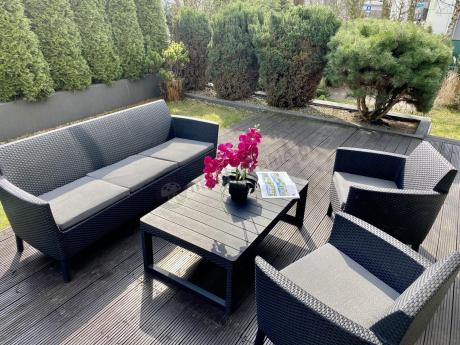 zestaw ogrodowy na nóżkach