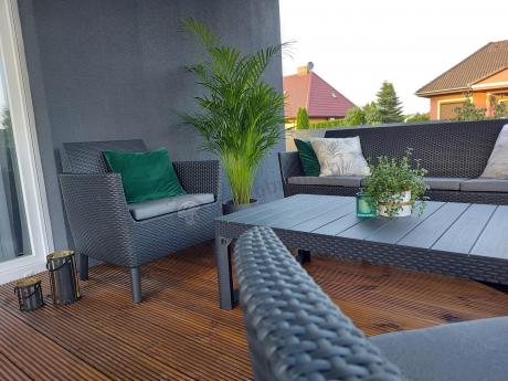 zestaw ogrodowy na nóżkach