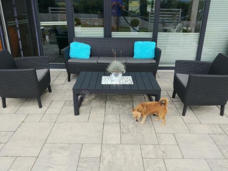 zestaw ogrodowy na nóżkach