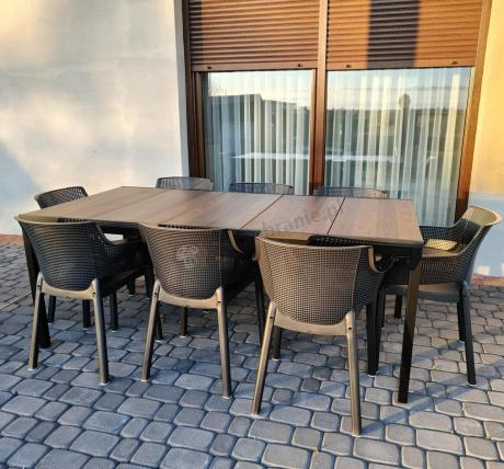 Zestaw ogrodowy Portis dla 8 osób ze stołem 200cm w kolorze orzecha i fotelami