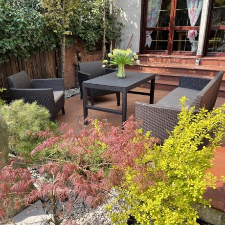 Zestaw ogrodowy z podnoszonym stołem Meblobranie S3L brąz