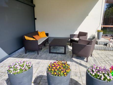 Zestaw ogrodowy z podnoszonym stołem Meblobranie S3L brąz