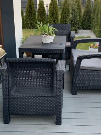 Zestaw ogrodowy z podnoszonym stolikiem Corfu Set Lyon Grafitowy