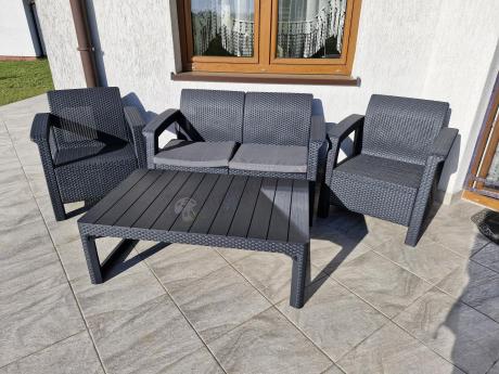 Zestaw ogrodowy z podnoszonym stolikiem Corfu Set Lyon Grafitowy