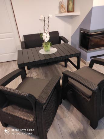 Zestaw ogrodowy z podnoszonym stolikiem Corfu Set Lyon Grafitowy