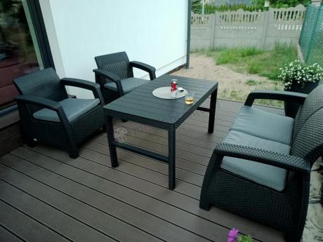 Zestaw ogrodowy z podnoszonym stolikiem Corfu Set Lyon Grafitowy