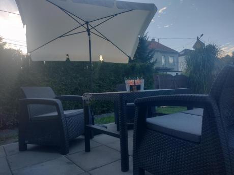 Zestaw ogrodowy z podnoszonym stolikiem Corfu Set Lyon Grafitowy