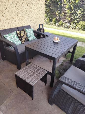 Zestaw ogrodowy z podnoszonym stolikiem Corfu Set Lyon Grafitowy