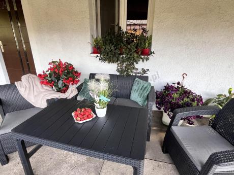 Zestaw ogrodowy z podnoszonym stolikiem Corfu Set Lyon Grafitowy