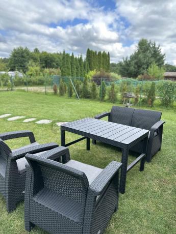 Zestaw ogrodowy z podnoszonym stolikiem Corfu Set Lyon Grafitowy