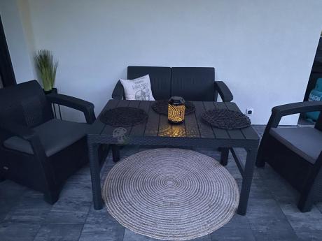 Zestaw ogrodowy z podnoszonym stolikiem Corfu Set Lyon Grafitowy