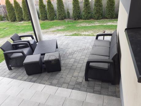 Zestaw ogrodowy z podnoszonym stolikiem Corfu Set Lyon Max Grafitowy + pufy