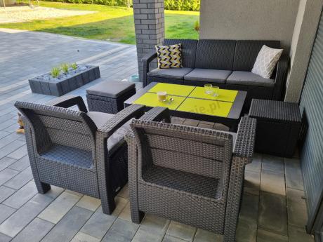 Zestaw ogrodowy z podnoszonym stolikiem Corfu Set Lyon Max Grafitowy + pufy