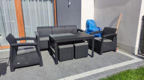 Zestaw ogrodowy z podnoszonym stolikiem Corfu Set Lyon Max Grafitowy + pufy