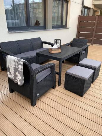 Zestaw ogrodowy z podnoszonym stolikiem Corfu Set Lyon Max Grafitowy + pufy