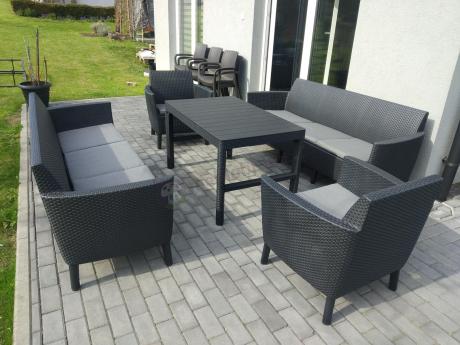 Zestaw ogrodowy z podnoszonym stolikiem