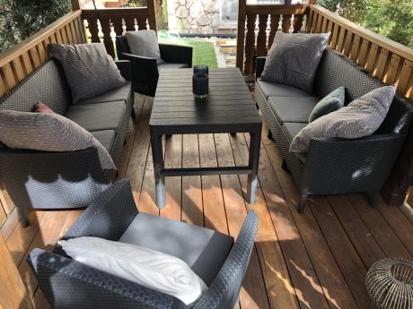 Zestaw ogrodowy z podnoszonym stolikiem