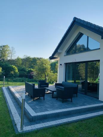 Zestaw ogrodowy z podnoszonym stolikiem