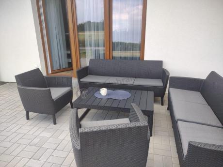 Zestaw ogrodowy z podnoszonym stolikiem