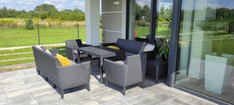 Zestaw ogrodowy z podnoszonym stolikiem