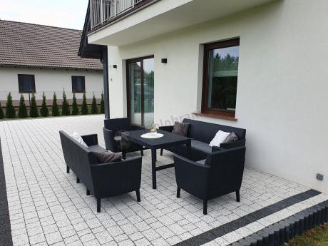 Zestaw ogrodowy z podnoszonym stolikiem