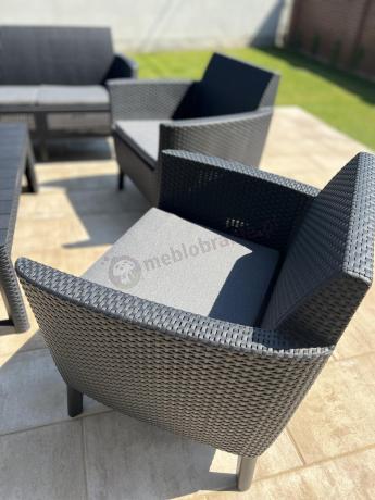 Zestaw ogrodowy z podnoszonym stolikiem