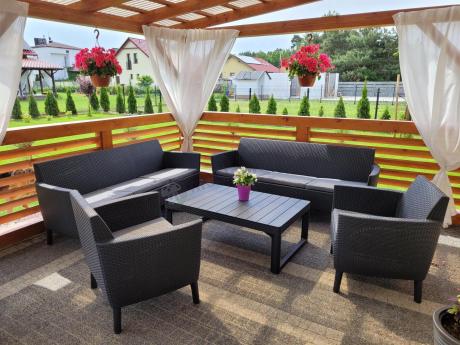 Zestaw ogrodowy z podnoszonym stolikiem