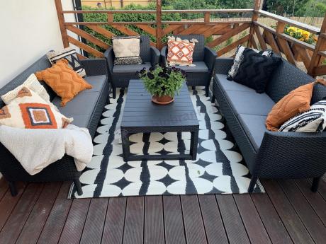 Zestaw ogrodowy z podnoszonym stolikiem