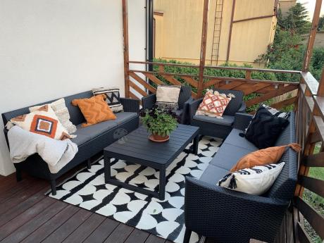 Zestaw ogrodowy z podnoszonym stolikiem