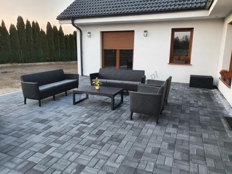 Zestaw ogrodowy z podnoszonym stolikiem