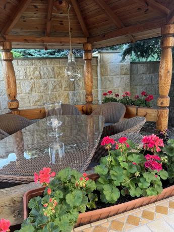 Zestaw ogrodowy ze stołem obiadowym technorattan Cioso Dining 6+1 - Brown